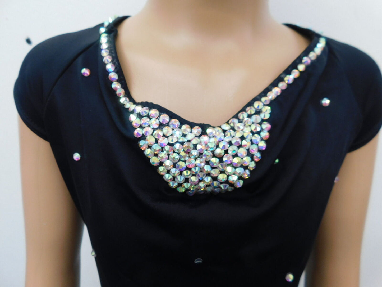 Pre-Owned Costume Weissman  13541 Intermediate Child Black Belt Jazz Rhinestones