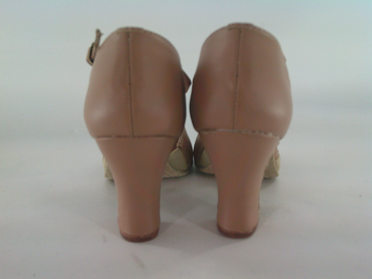 Pre-Owned Ballroom Shoes So Danca Youth 4W Strappy Heel Leather T-Strap