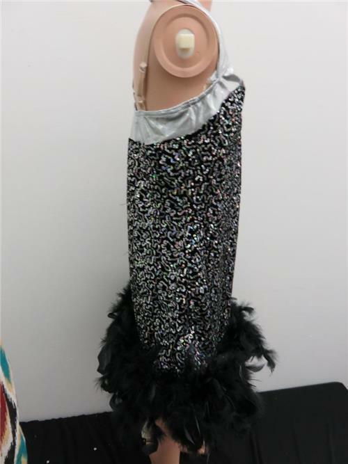 Pre-Owned Costume Weissman  5673 Small Adult Silver Feather Dress Jazz Musical Sequin