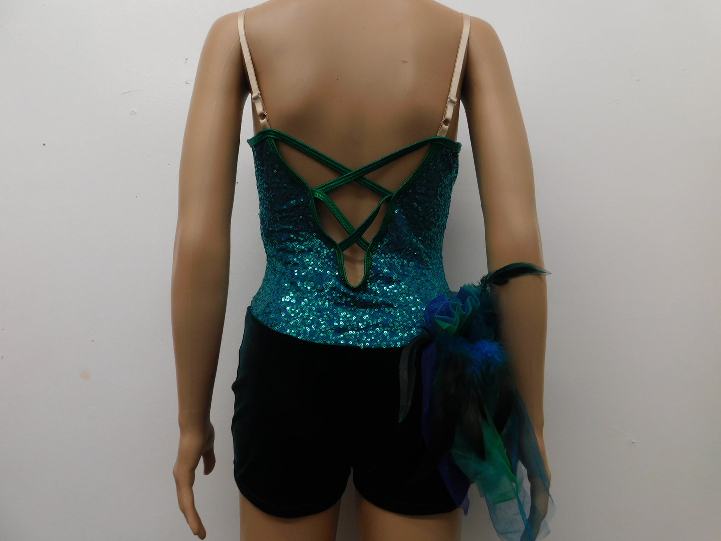 Pre-Owned Costume Curtain Call  J4776 Medium Adult Turquoise-Teal  Jazz