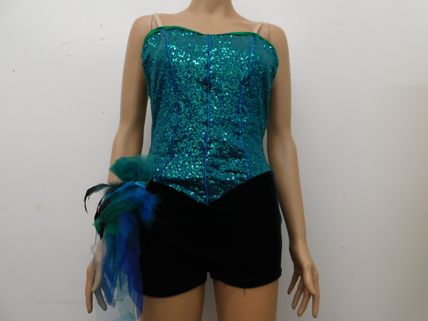 Pre-Owned Costume Curtain Call  J4776 Medium Adult Turquoise-Teal  Jazz