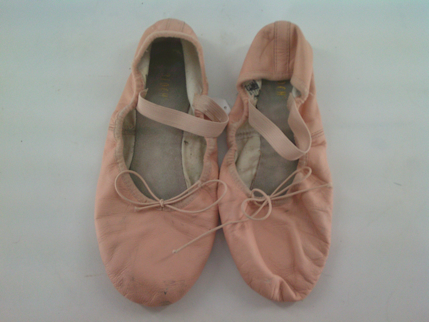 Pre-Owned Ballet Shoes Bloch Adult 6.5M  Leather Single Strap Full Sole
