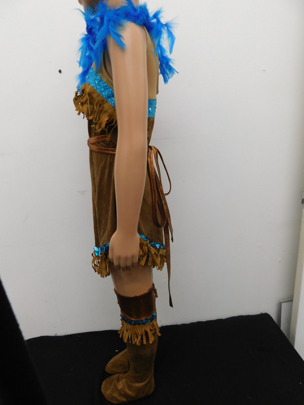 Pre-Owned Costume AWCT  15788 Small Child Brown Blue  Indian Jazz Pocahontas