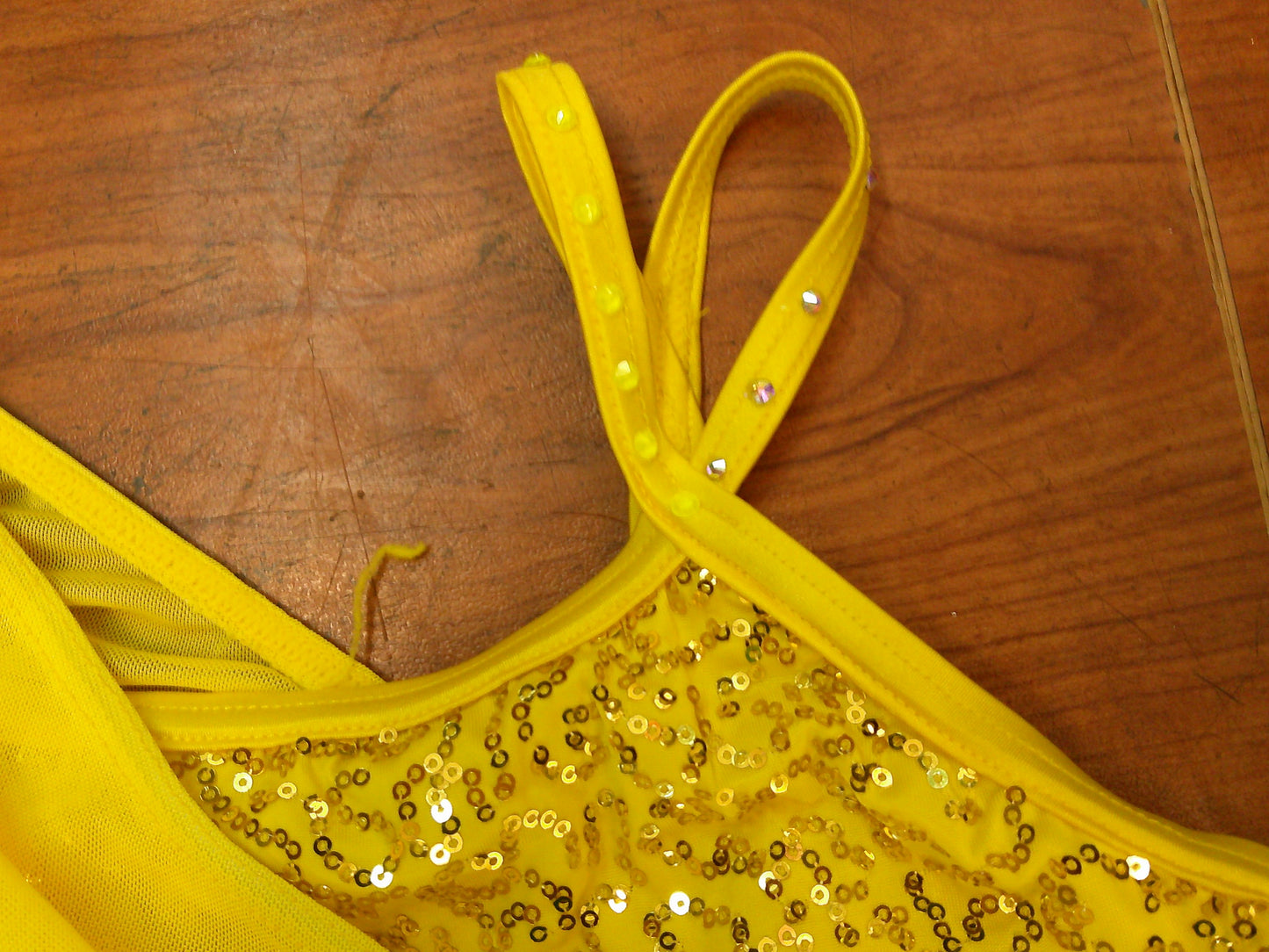 Pre-Owned Costume Weissman  14158 XL Child Yellow Fluffy Tutu Jazz Sequin & Stones