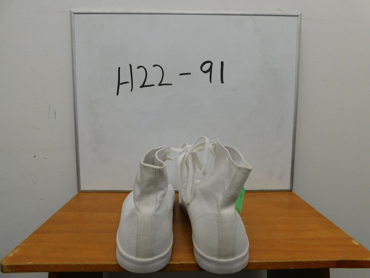Pre-Owned Hip Hop Shoes Pastry Adult 10M Sneakers Canvas