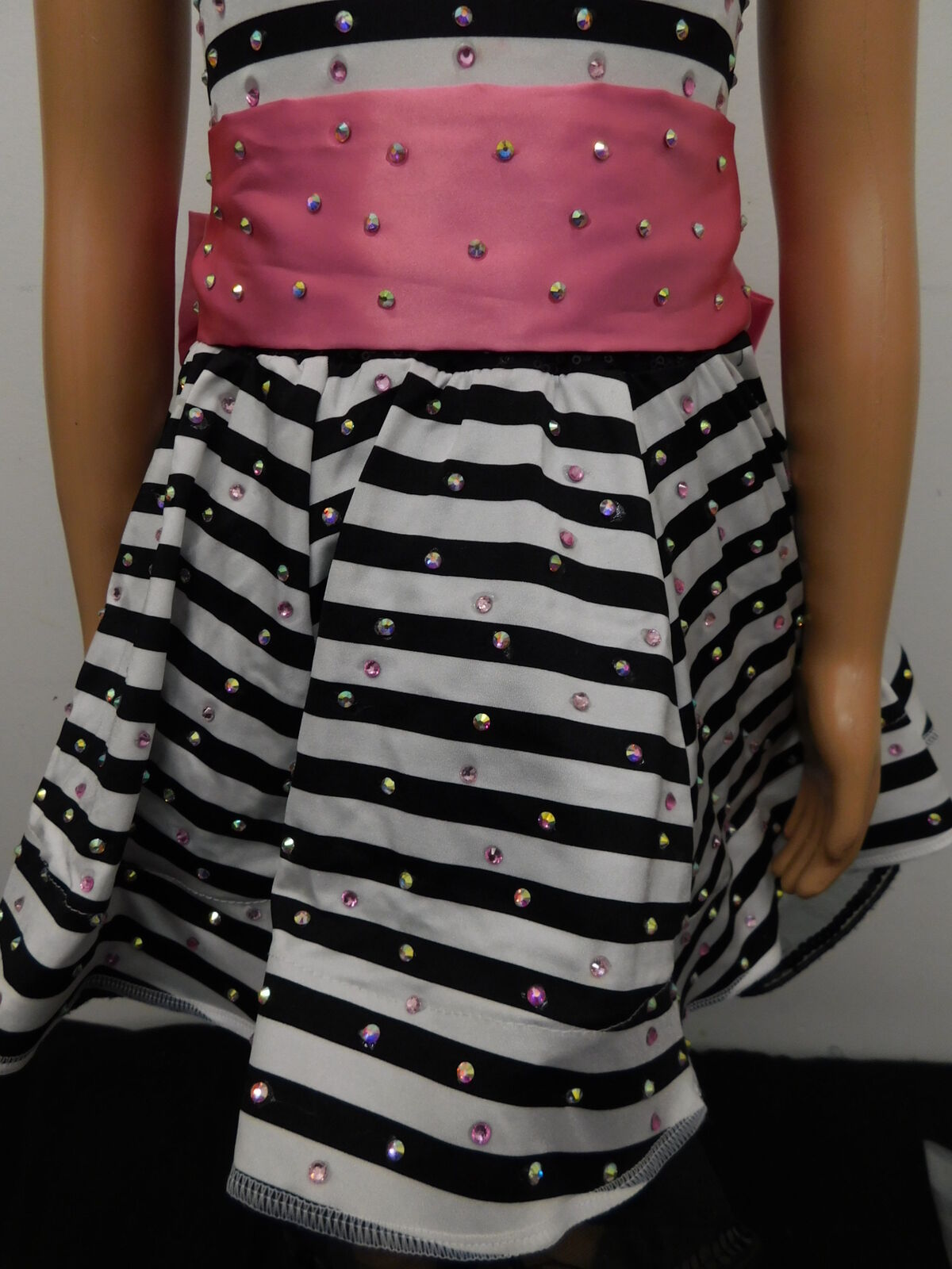 Pre-Owned Costume Weissman  11183 Intermediate Child Pink Dress Jazz Rhinestone