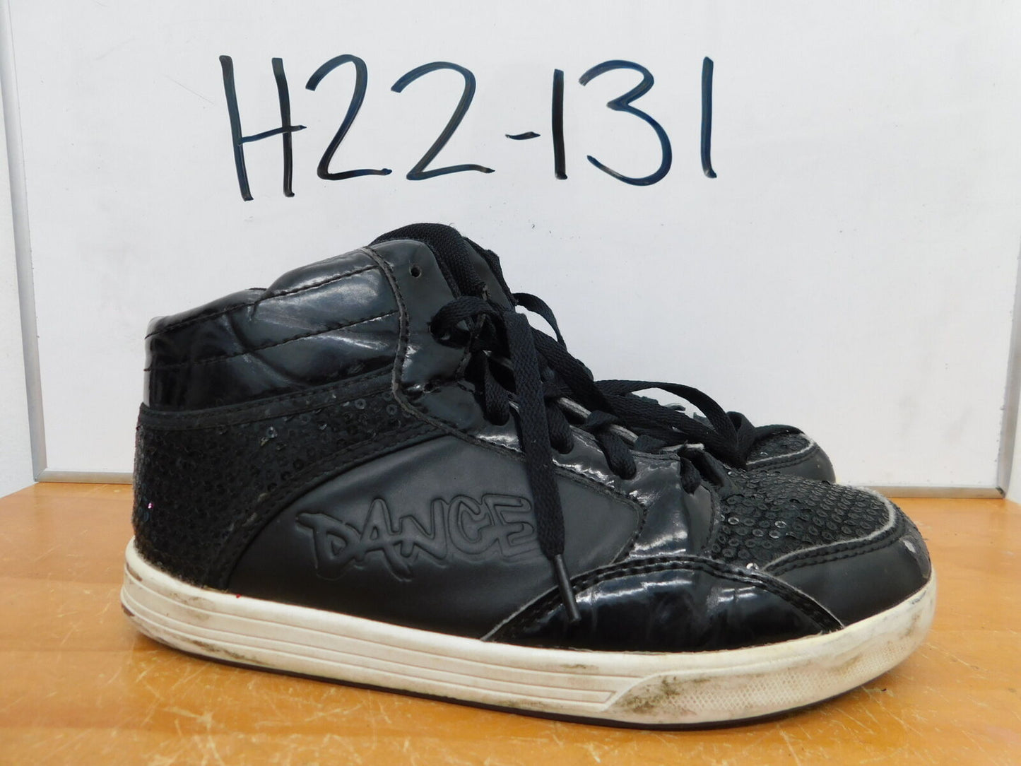 Pre-Owned Hip Hop Shoes Gia-Mia Adult 6M Sneakers Sequin