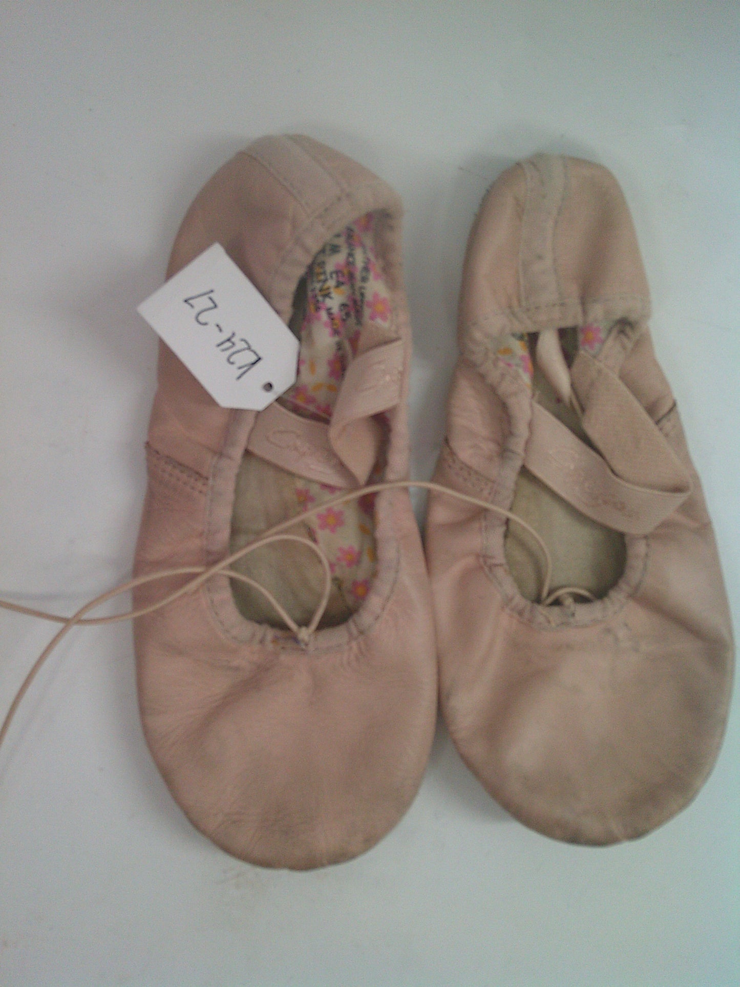Pre-Owned Ballet Shoes Capezio Youth 1M Tie Drawstring Leather Single Strap Full Sole