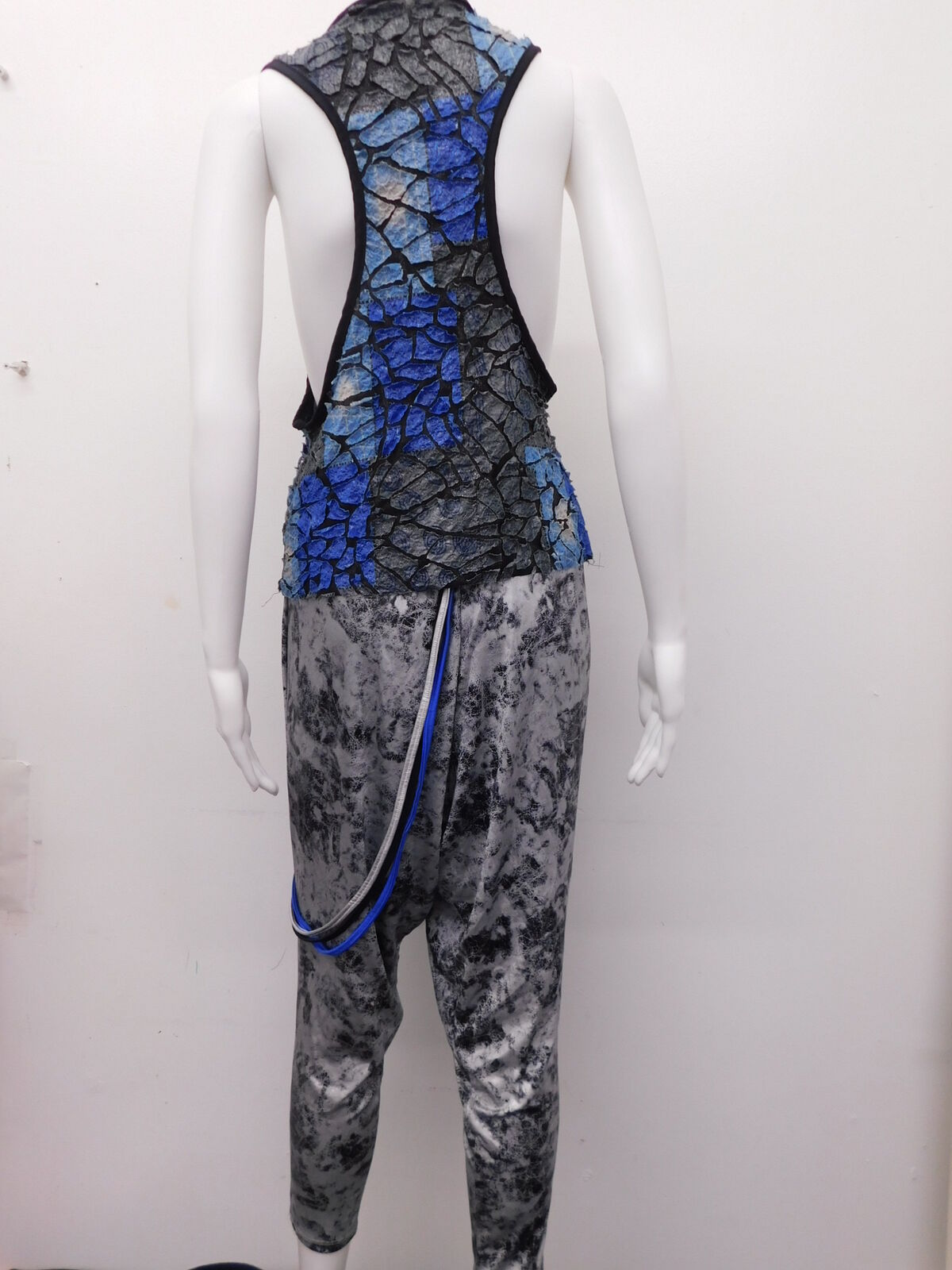 Pre-Owned Costume Dansco   Small Adult Silver  Jazz