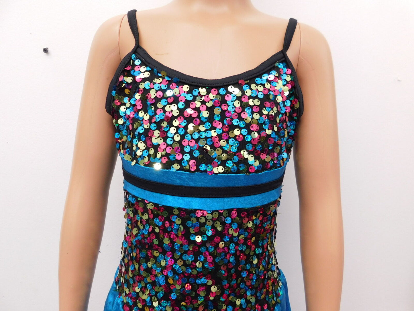 Pre-Owned Costume Weissman  5341 Intermediate Child Turquoise Dress Jazz Tap Sequin