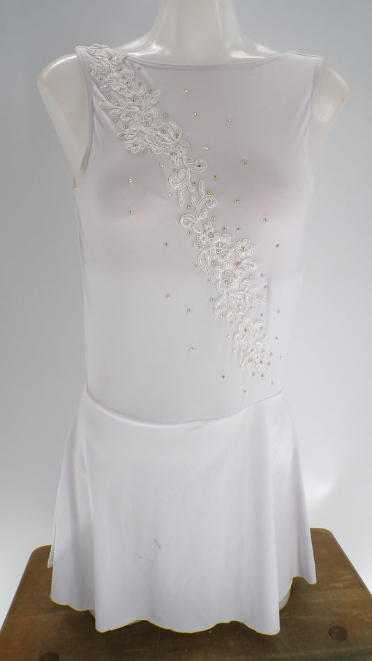 Pre-Owned Costume Balera D10445 Small Adult White Rhinestones Added
