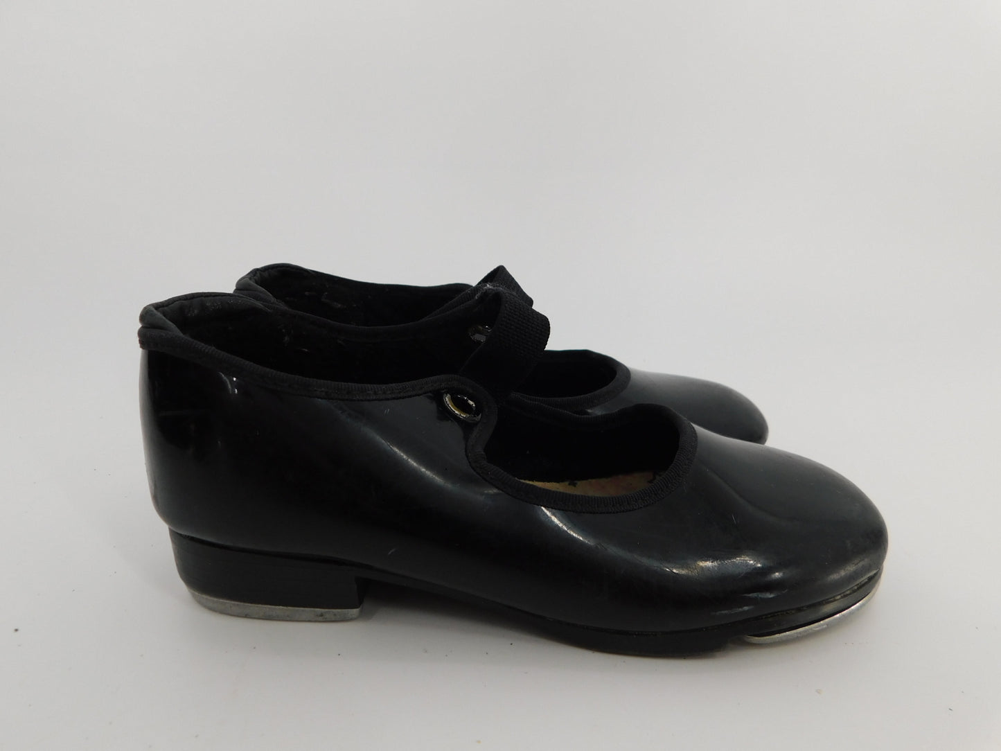 Pre-Owned Tap Shoes Capezio All Ages 9.5M Tyette Man Made Ribbon or Elastic Student