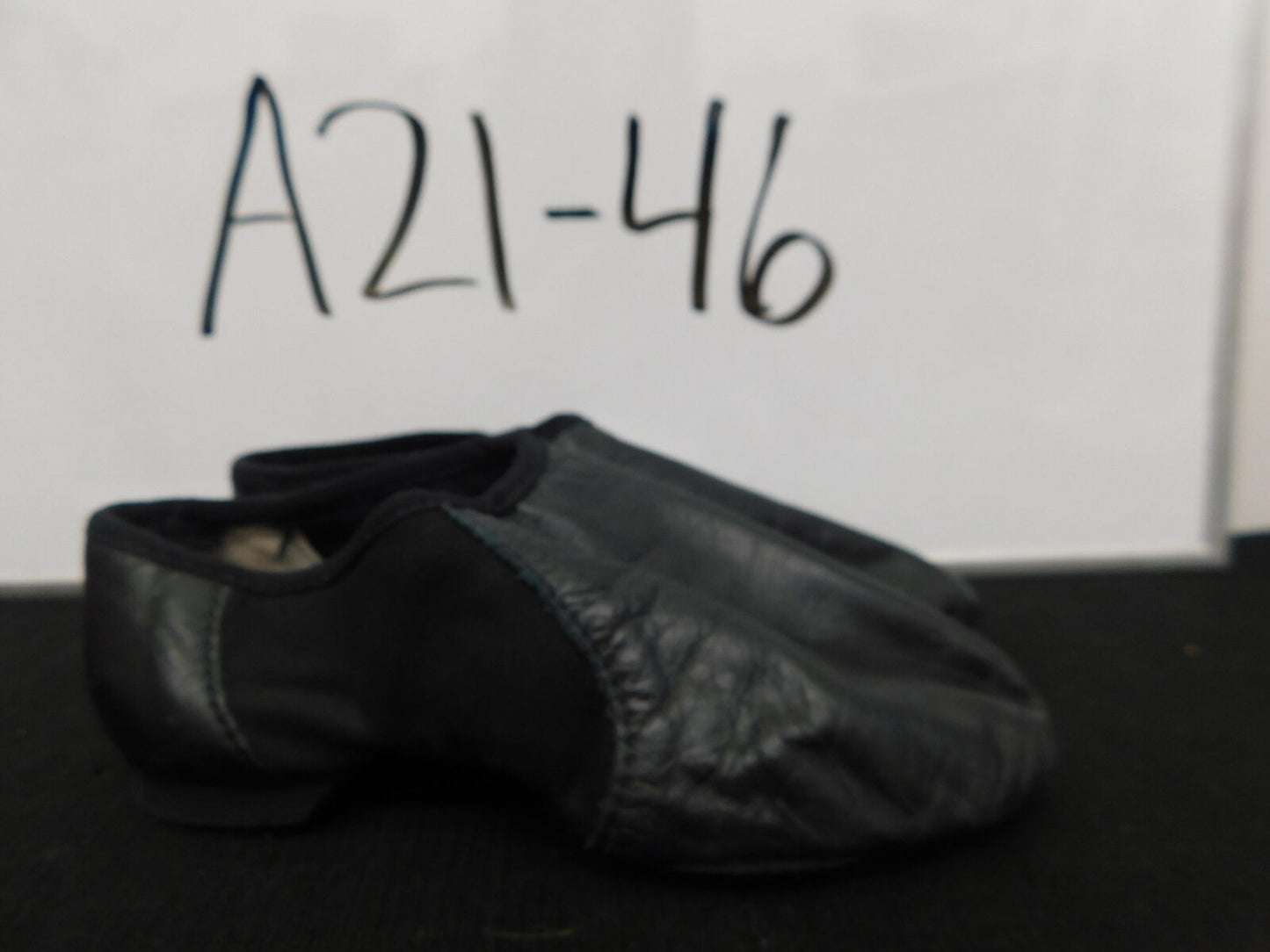 Pre-Owned Jazz Shoes Bloch Little Kid 12.5  Leather Slip On