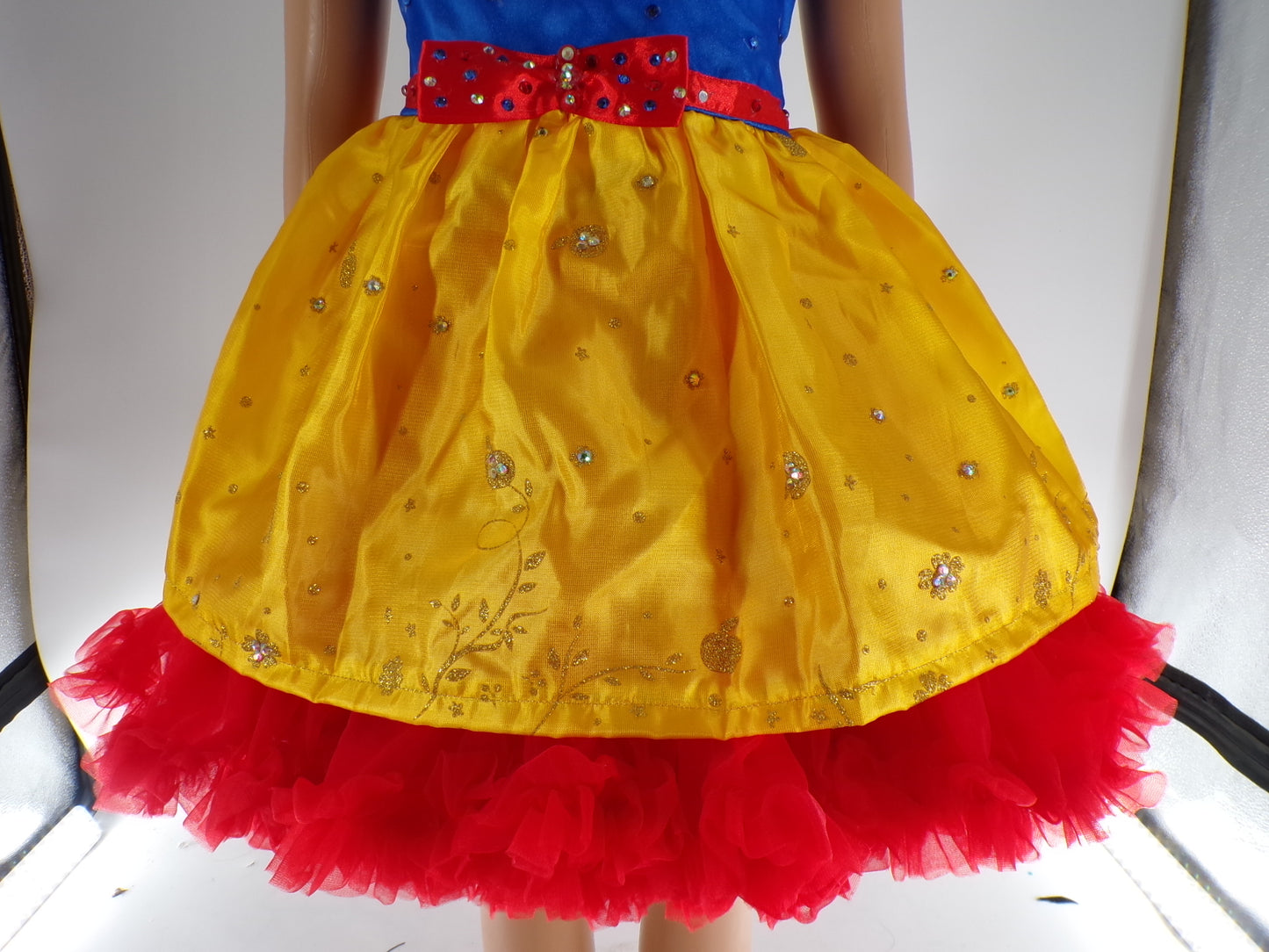 Pre-Owned Costume Unbranded   Small Child Red  Jazz