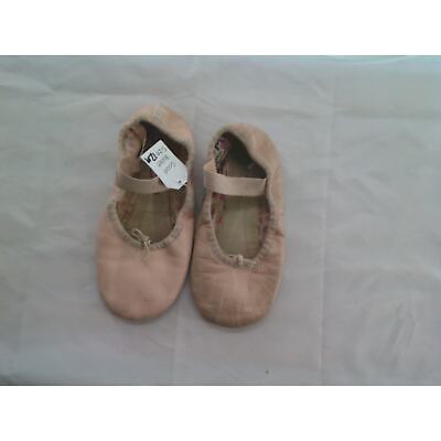 Pre-Owned  Capezio  205