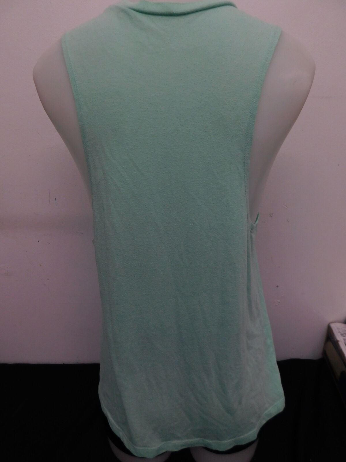 Pre-Owned Tank Top Unbranded   Medium Adult Mint  Jazz Modern