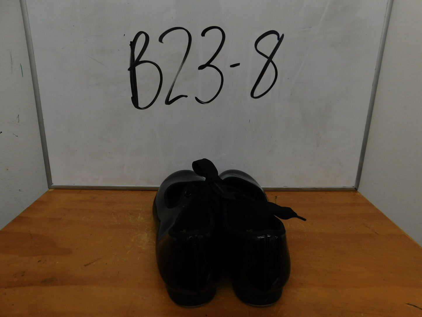 Pre-Owned Tap Shoes Dance Class Big Kid 4M Tyette Leather Ribbon Student