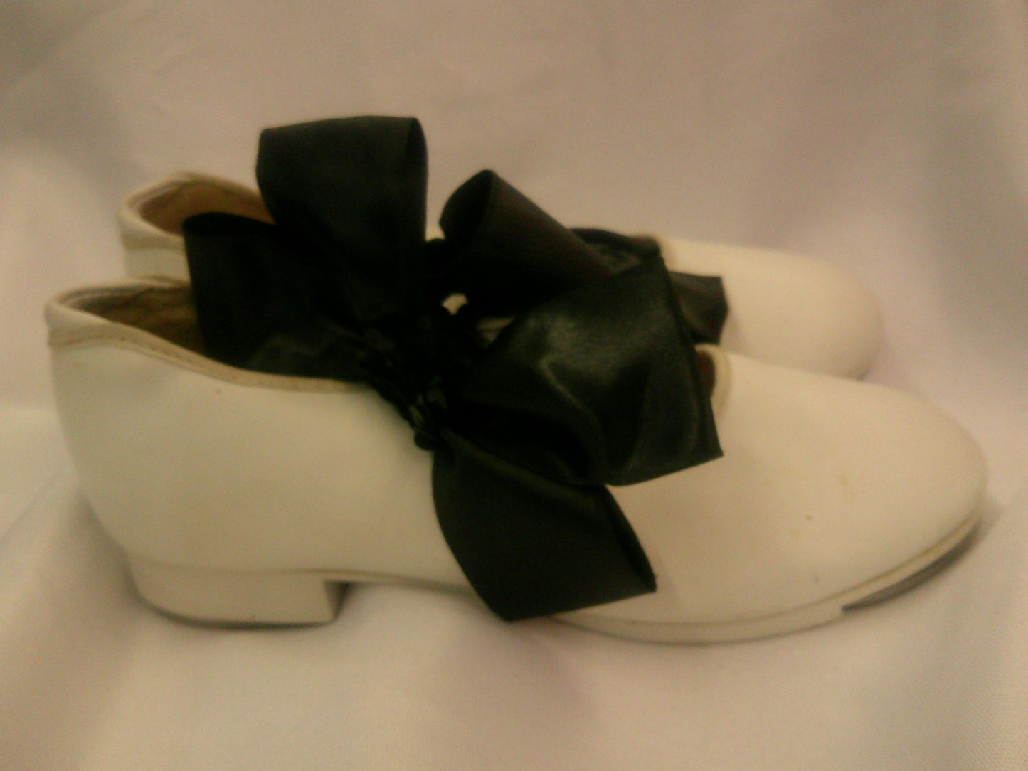 Pre-Owned Tap Shoes Capezio Girls 1M Tyette Man Made Elastic Student