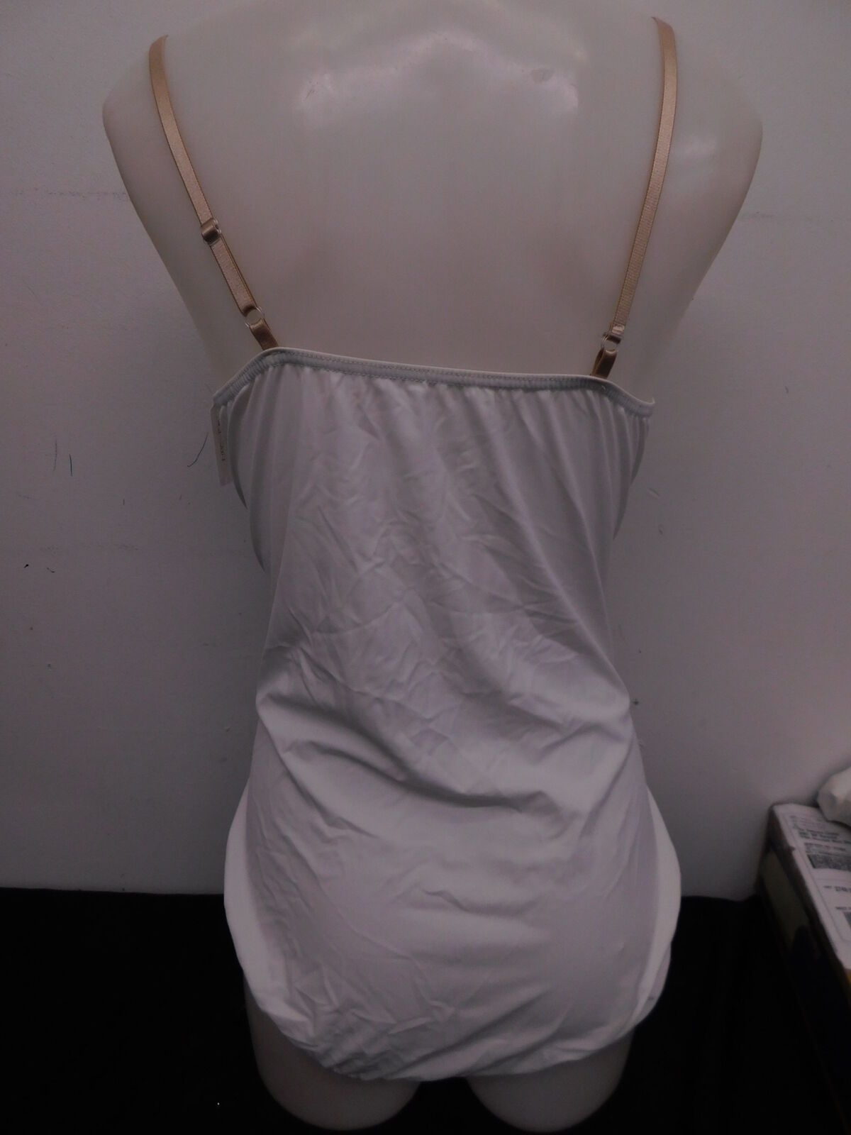 Pre-Owned Leotard Weissman  6250 Medium Child White  Ballet