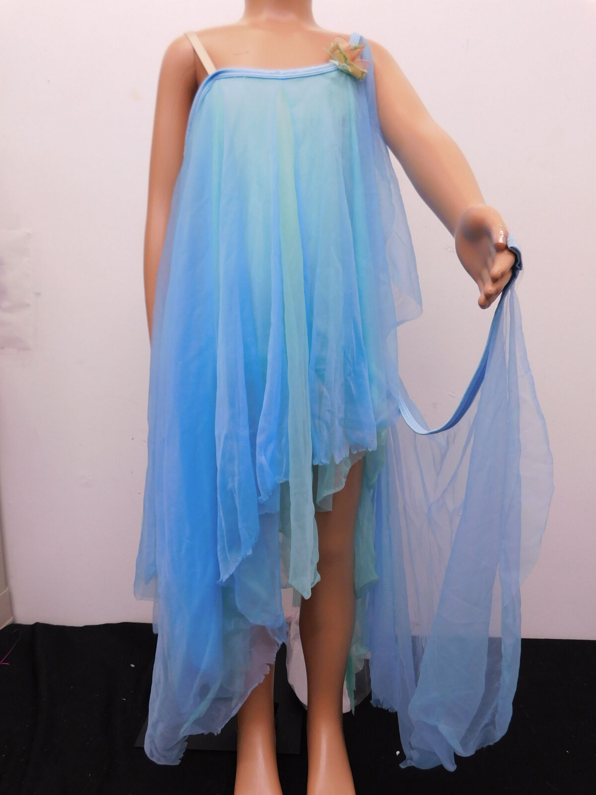 Pre-Owned Costume Curtain Call  E1884 Medium Child Blue  Lyrical