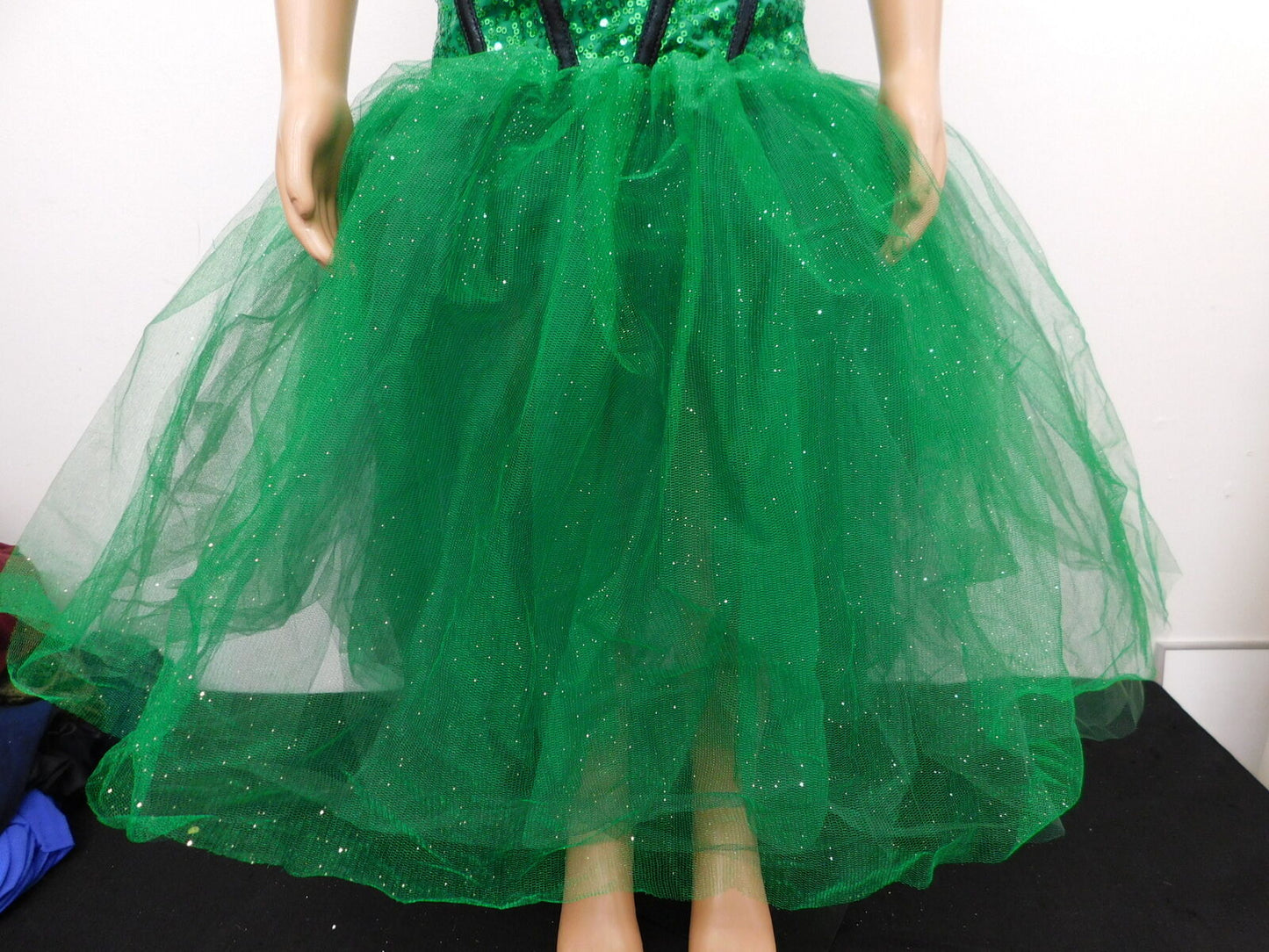 Pre-Owned Costume Curtain Call  E781 Large Child Kelly Green  Ballet