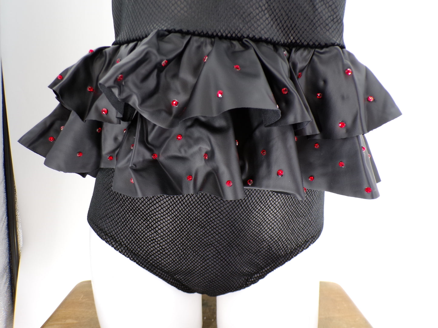 Pre-Owned Costume Reverence   XS Adult Black  Jazz