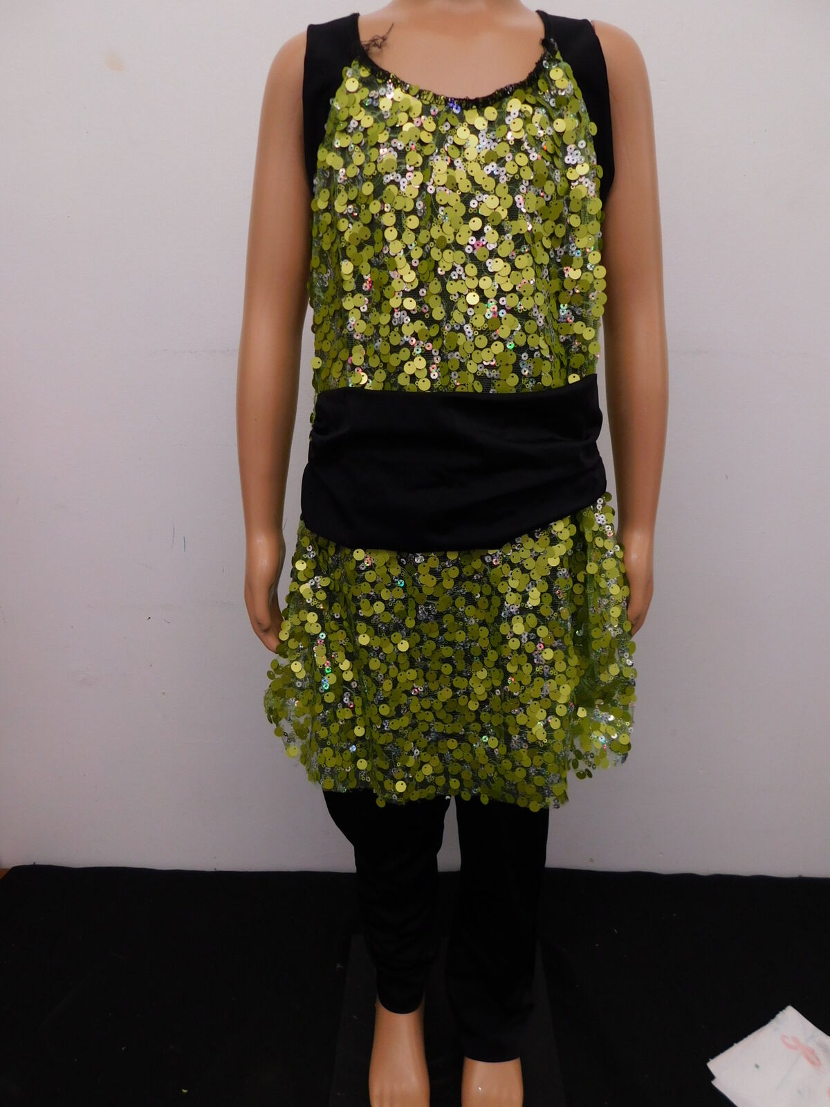 Pre-Owned Costume Costume Gallery   Large Child Lime Dress & Leggings Jazz Tap Sequin