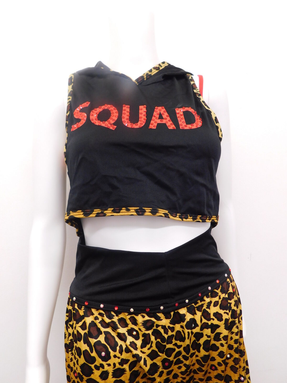 Pre-Owned Costume Curtain Call   XL Child Red 3 piece Hip Hop Rhinestones