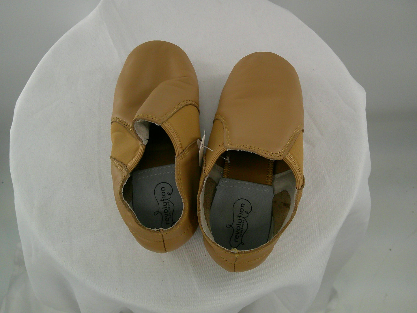 Pre-Owned Jazz Shoes Revolution Youth 2.5M Slip On Leather  Split Sole
