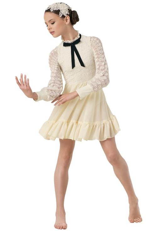 Pre-Owned Costume Weissman  10691 Medium Child Ivory Bow Tie Lyrical