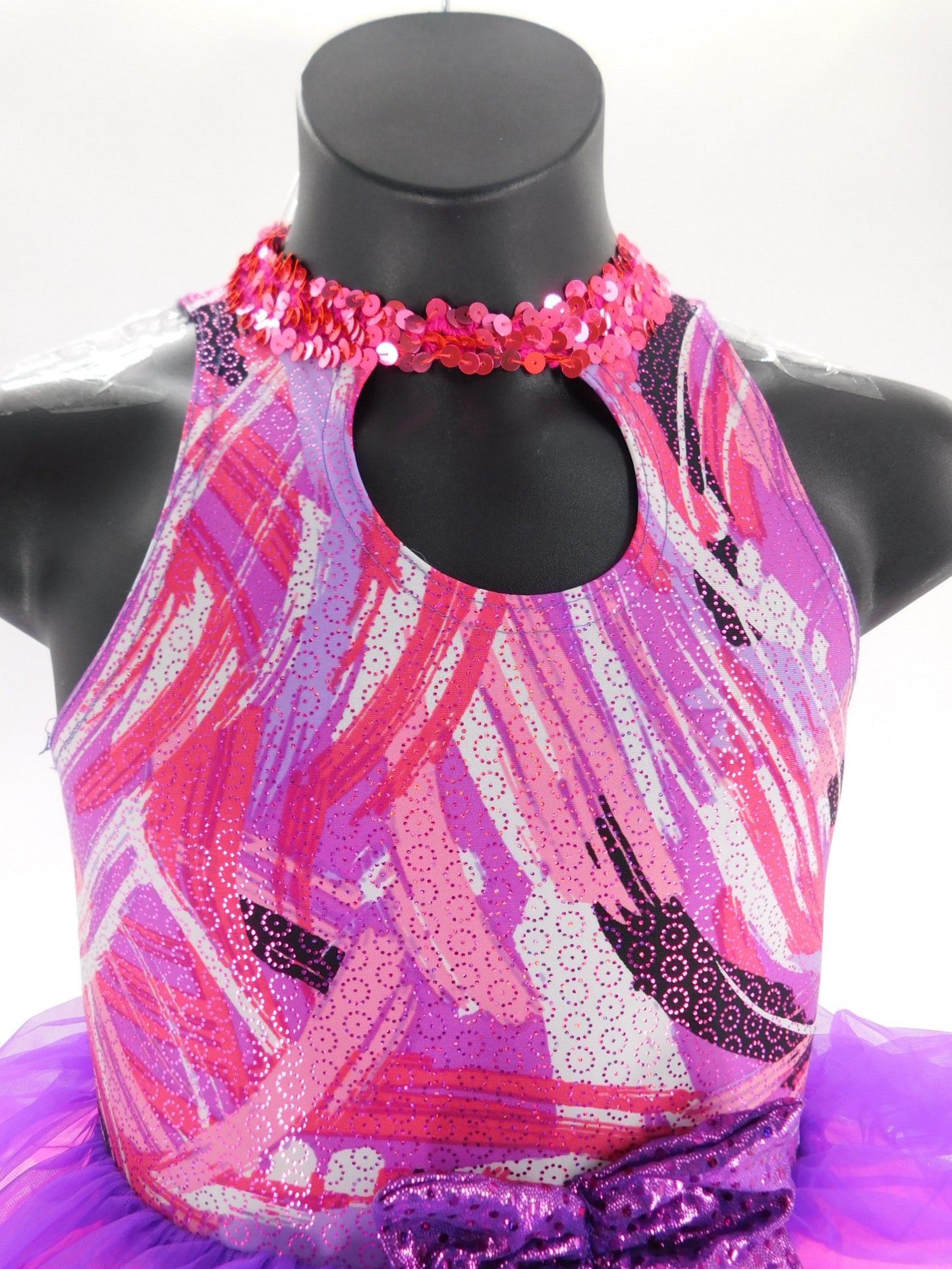 Pre-Owned Costume Wish Come True  V1681 Intermediate Child Hot Pink Tutu Jazz Sequin