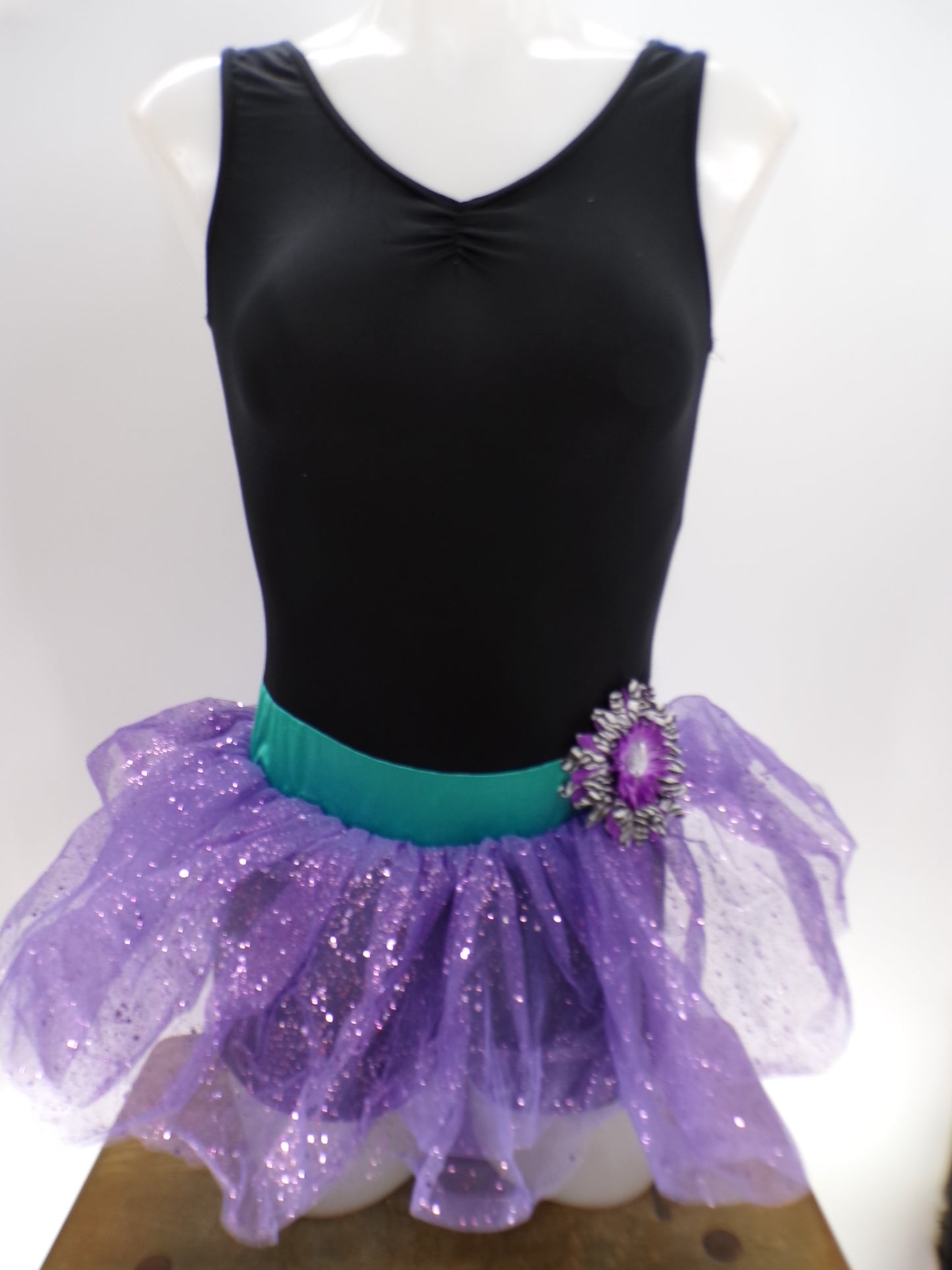 Pre-Owned Costume Weissman   Small Adult Purple  Tulle Skirt Jazz Sequin