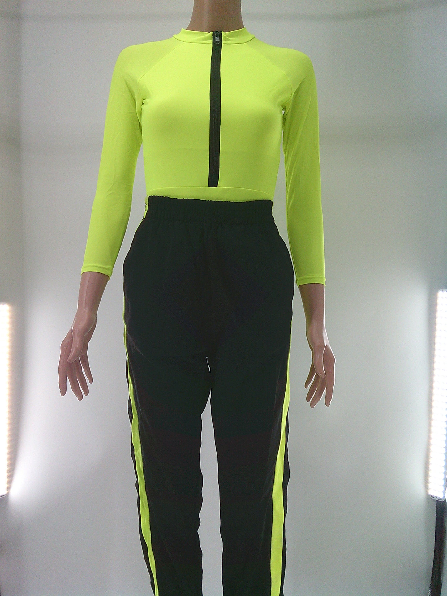 Pre-Owned Costume Unbranded   Small Adult Neon  Jazz