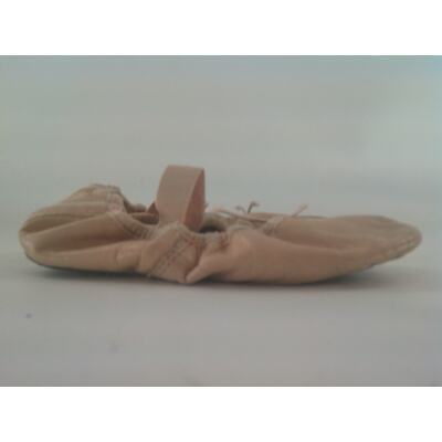 Pre-Owned  Capezio  205