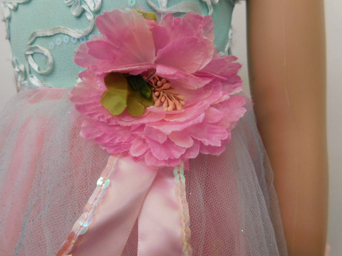 Pre-Owned Costume Curtain Call  E938 XS Child Green Dress Ballet Sequin