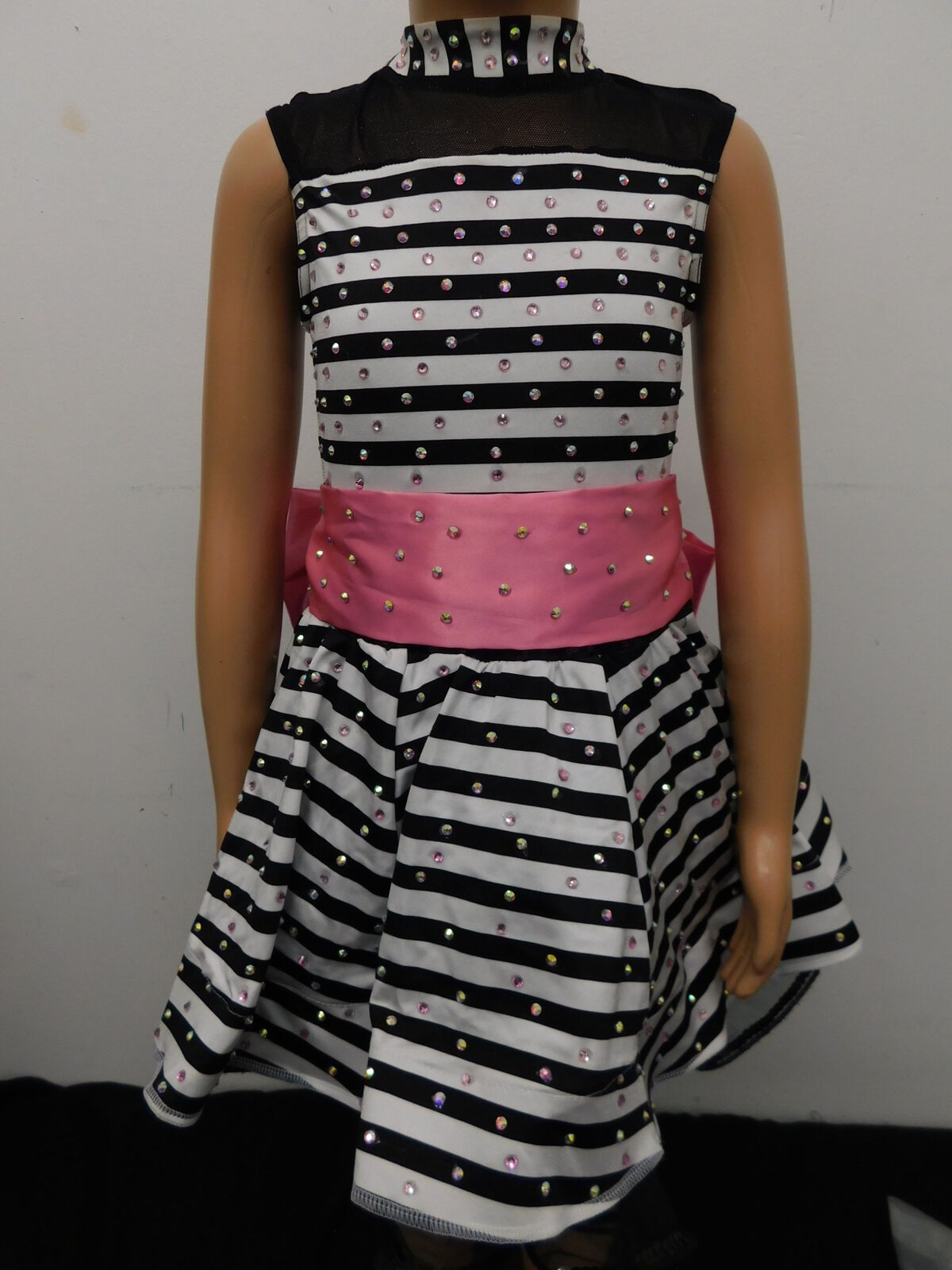 Pre-Owned Costume Weissman  11183 Intermediate Child Pink Dress Jazz Rhinestone