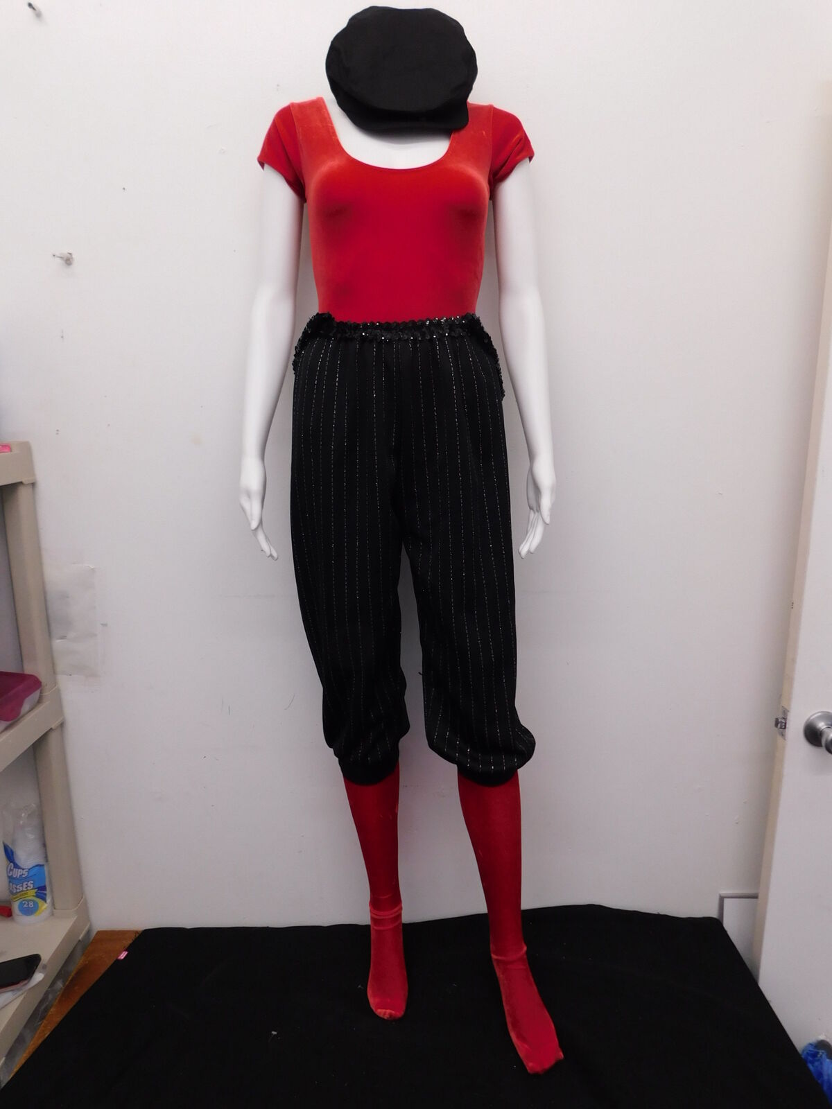 Pre-Owned Costume Cicci   Small Adult Red  Jazz Glitter