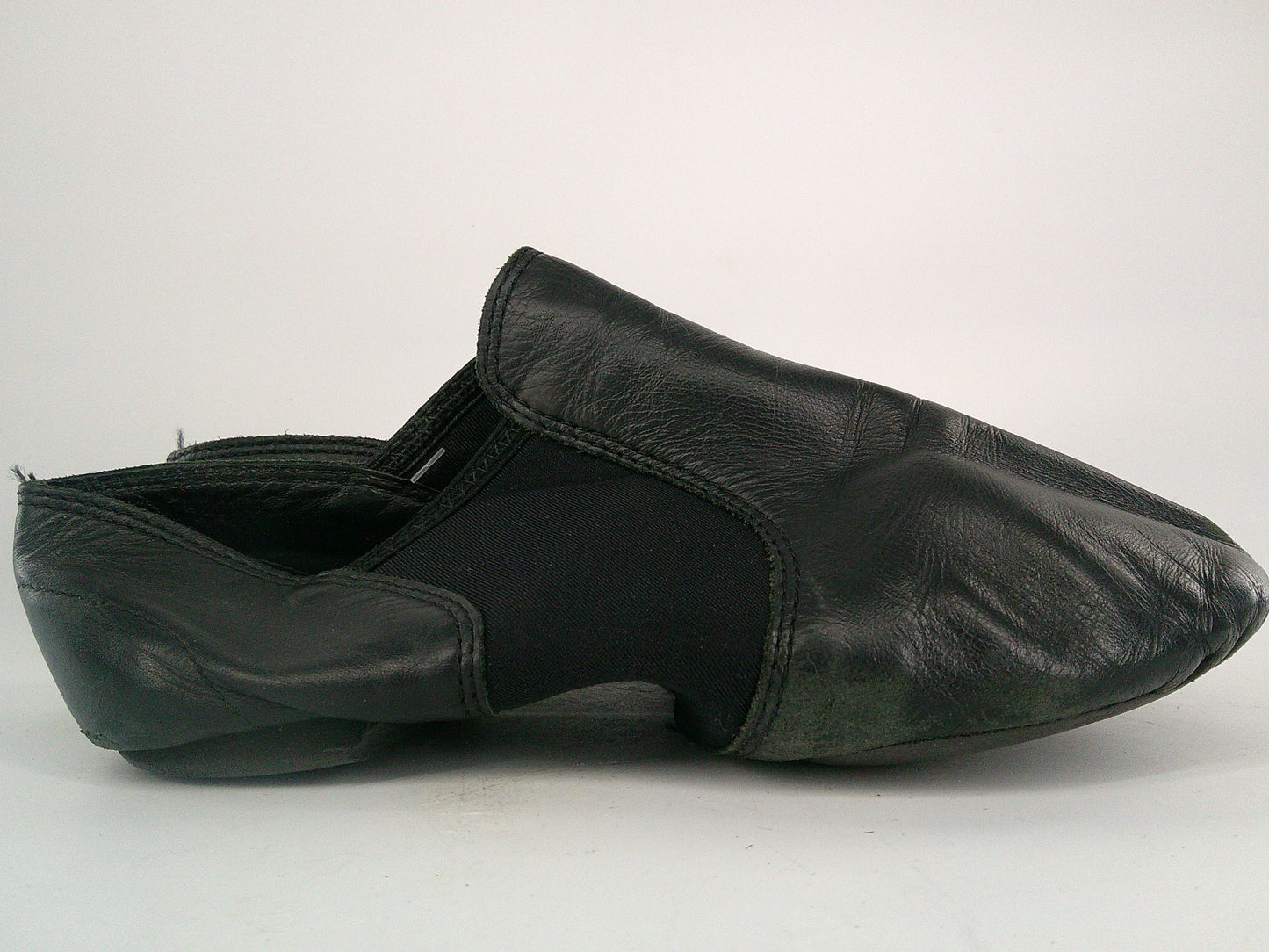 Pre-Owned Jazz Shoes Capezio Adult 7.5M Side Elastic Leather Slip On Split Sole