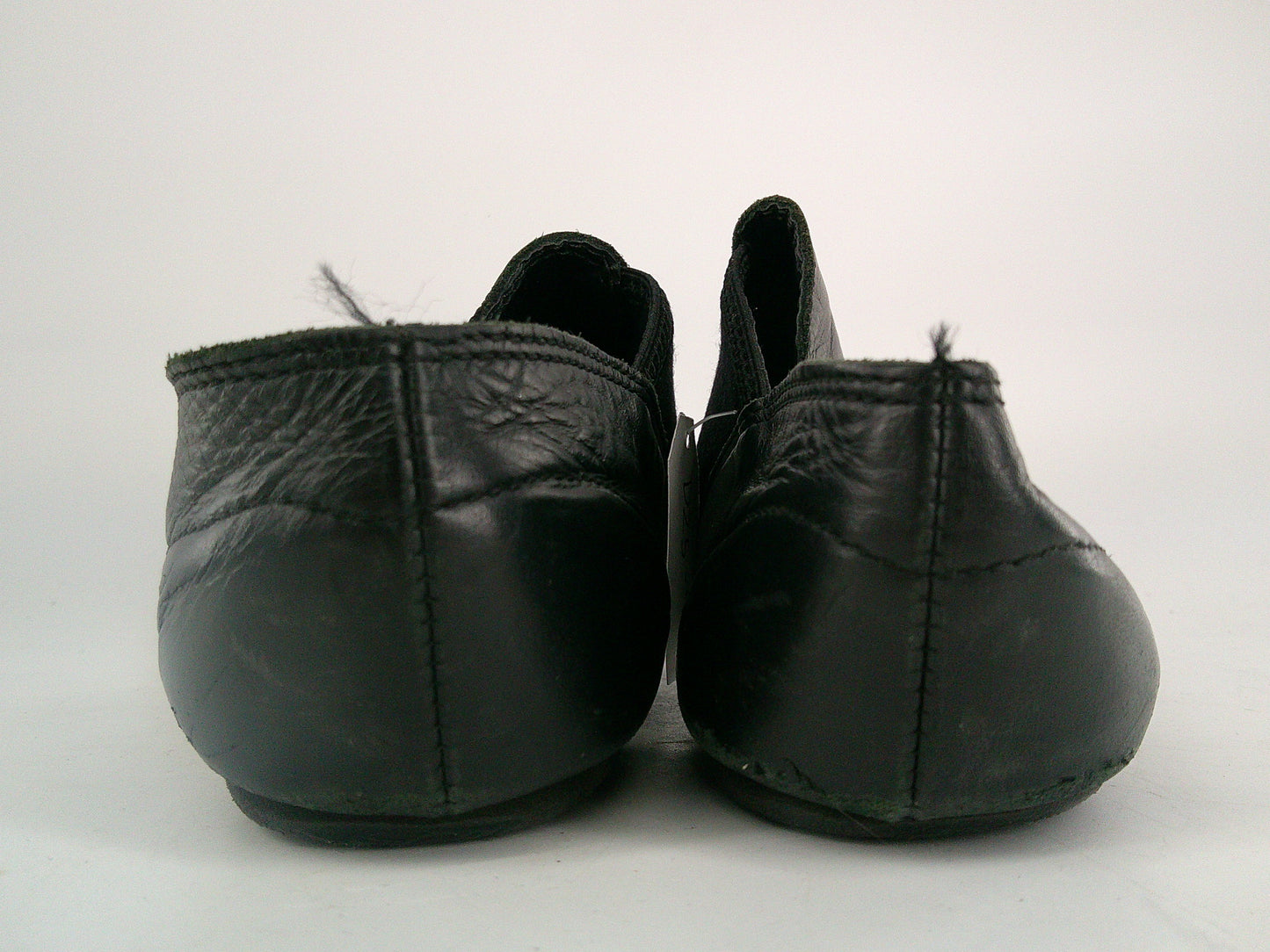 Pre-Owned Jazz Shoes Capezio Adult 7.5M Side Elastic Leather Slip On Split Sole