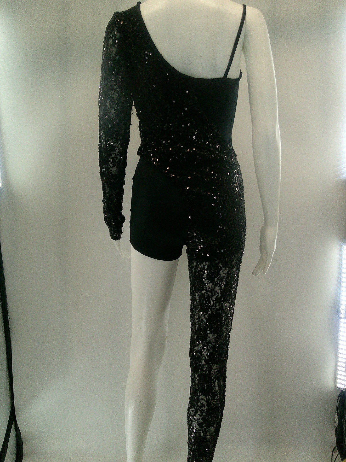 Pre-Owned Costume Gallery  20619 Large Child Black Unitard Jazz