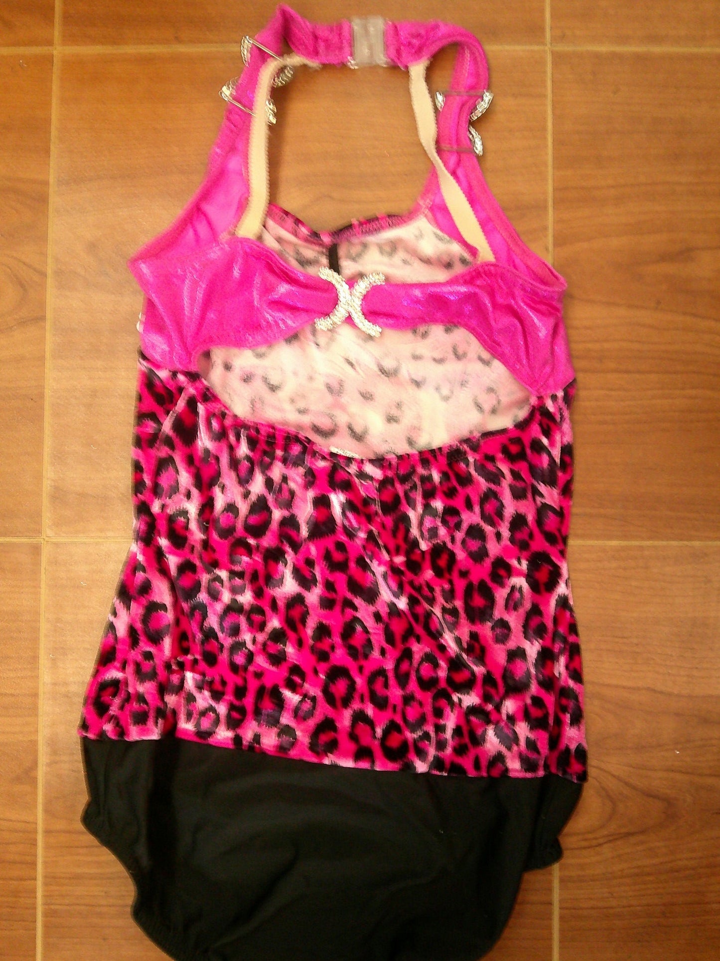Pre-Owned Leotard Large Child Pink Leopard Costume A Wish Come True Baton