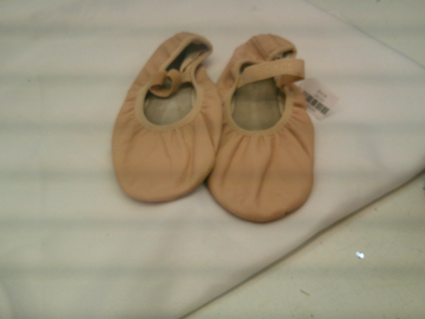 Pre-Owned Ballet Shoes Capezio Adult 9W Leather Single Strap Full Sole