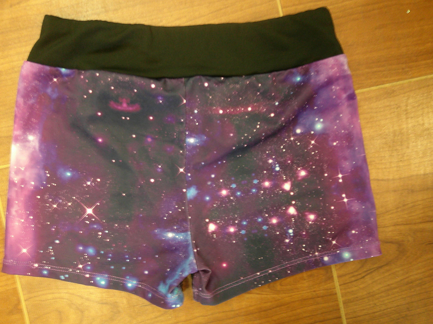 Pre-Owned Gymnastics Shorts Large Child Purple by More than Magic Acro Jazz