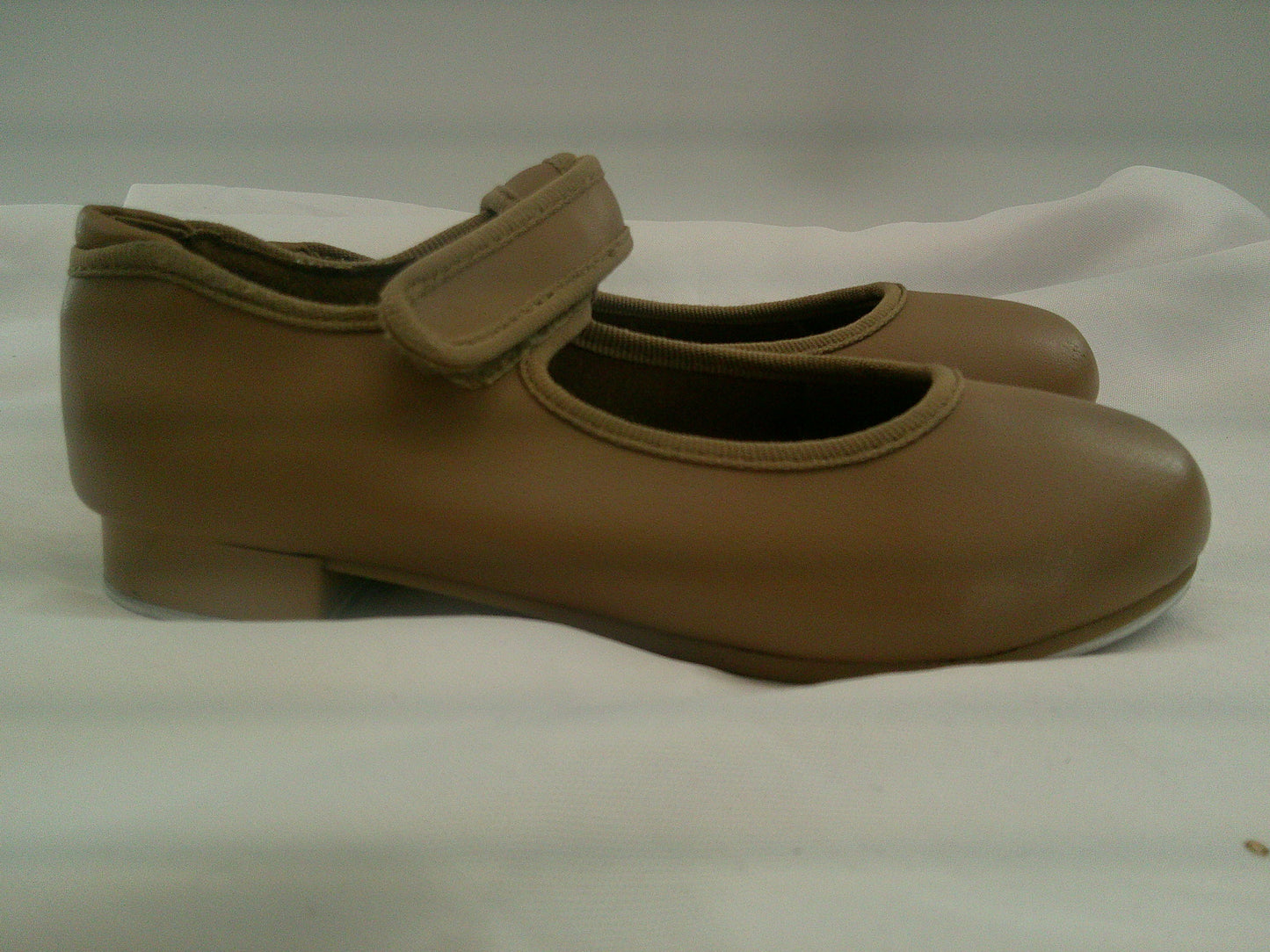 Pre-Owned Tap Shoes Danshuz 534 Toddler 13.5M Tan Mary Jane Easy Strap