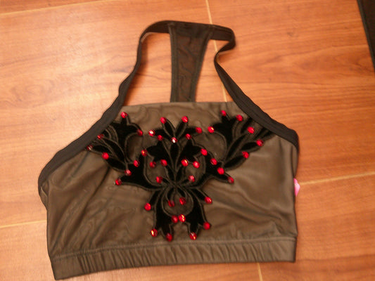 Pre-Owned Costume Crop Top Small Adult Black-Red Rhinestone Jazz Contemporary