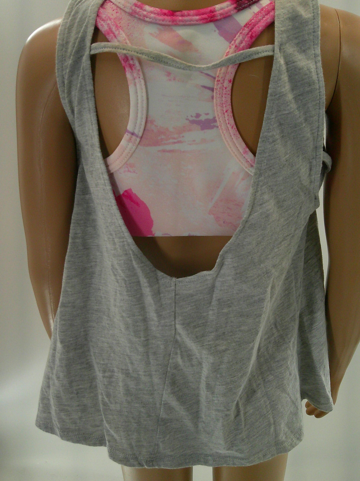 Pre-Owned Sports Bra & Tank Justice XS Child Pink Floral