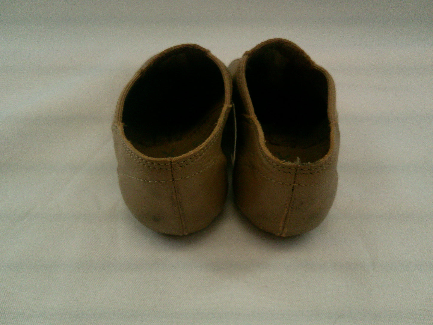 Pre-Owned Jazz Shoes Capezio EJ2 6M Tan Leather Split Sole