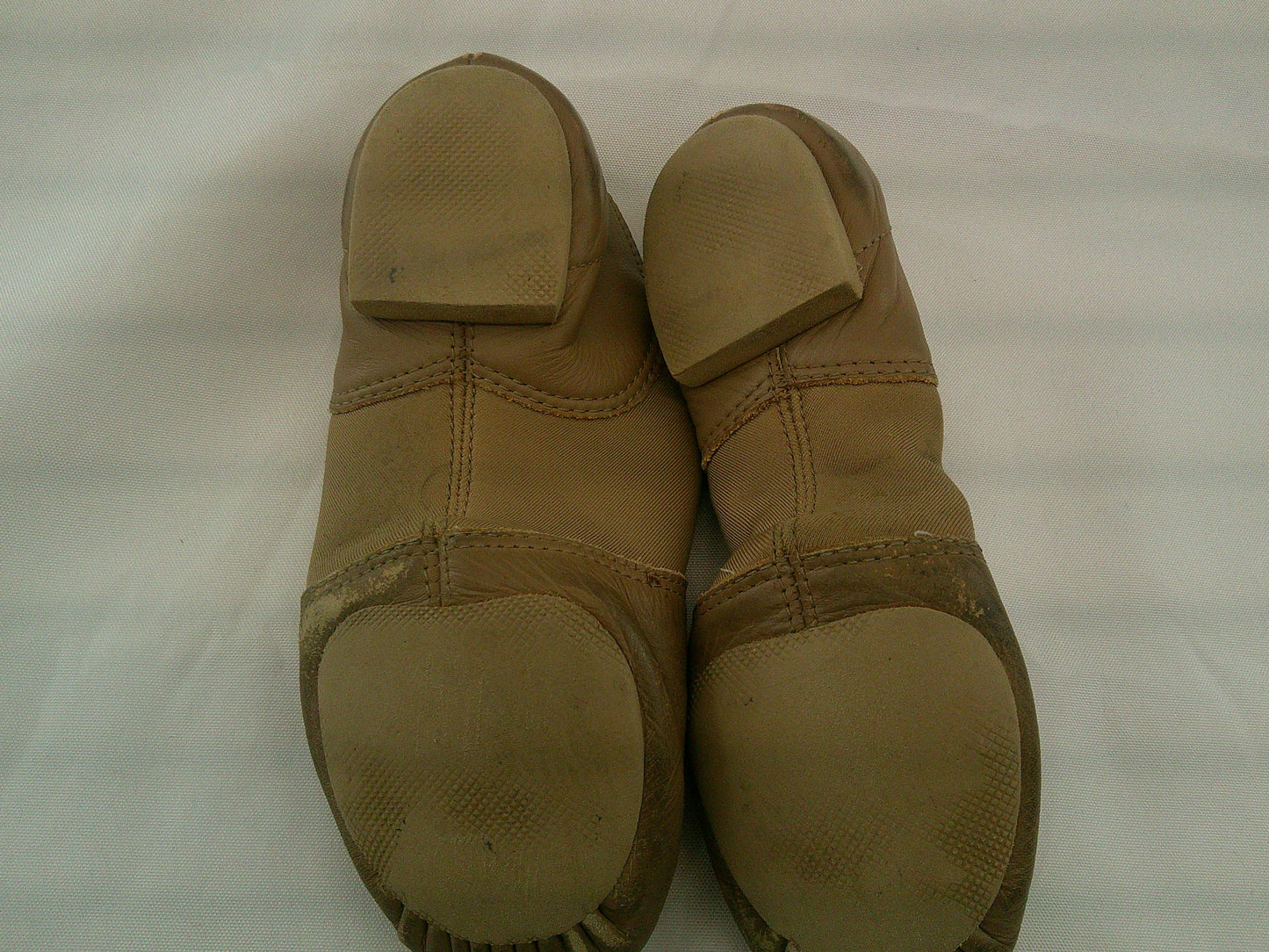 Pre-Owned Jazz Shoes Capezio EJ2 6M Tan Leather Split Sole