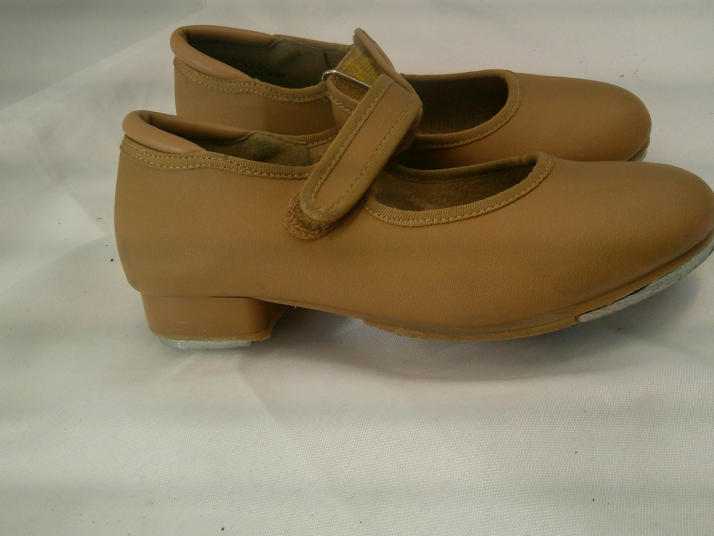 Pre-Owned Tap Shoes Child 13.5 Tan Mary Jane Leather Loop Strap