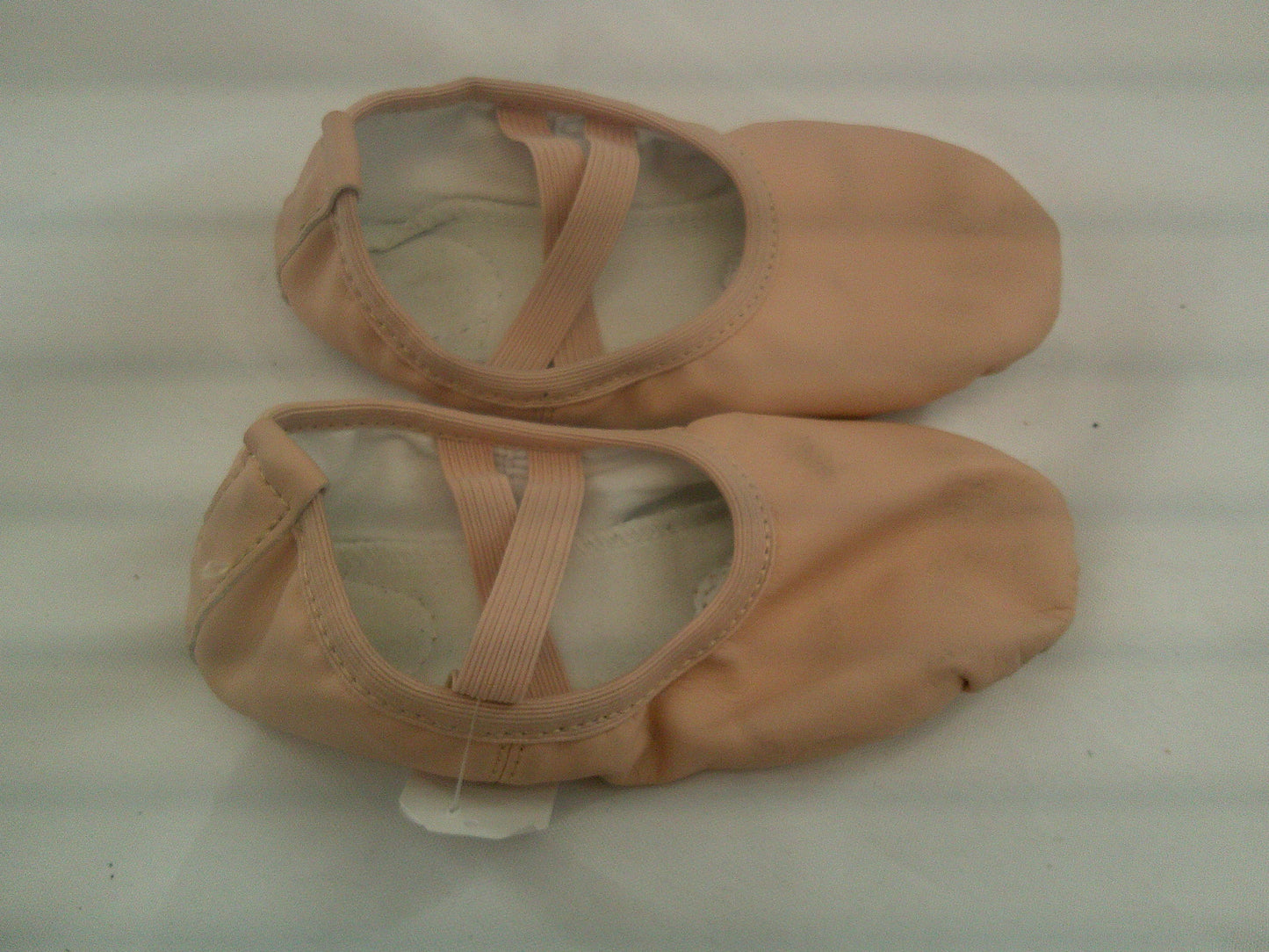 Pre-Owned Ballet Shoes Stelle Girl13M No Tie Leather Cross Straps Split Sole